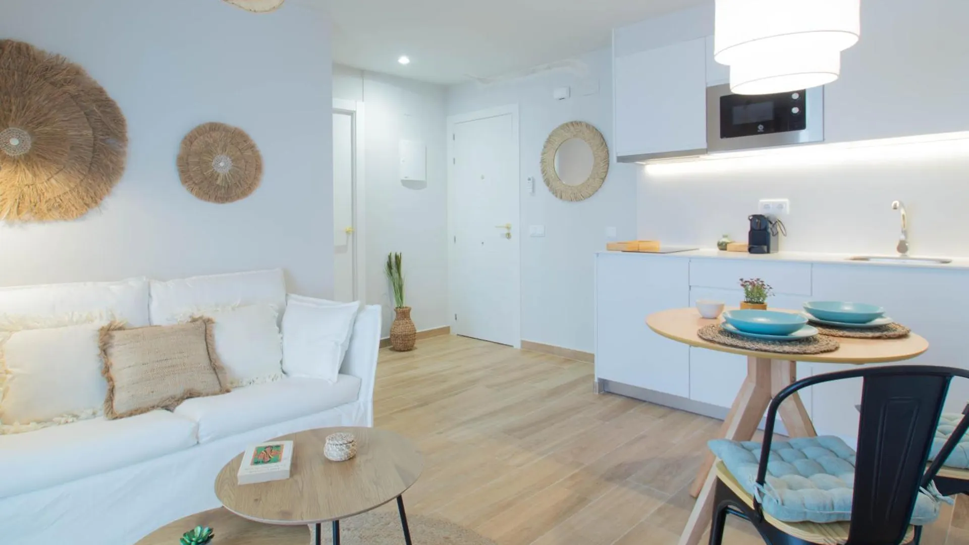 Budget Beach Studio 23 산 안토니 드 칼론헤 스페인